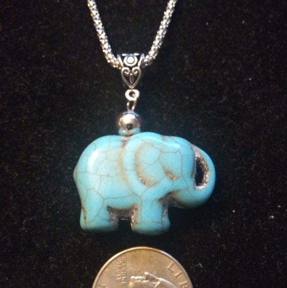 ADORABLE!/ BABY ELEPHANT NECKLACE SET ❤️ - Picture 8 of 13